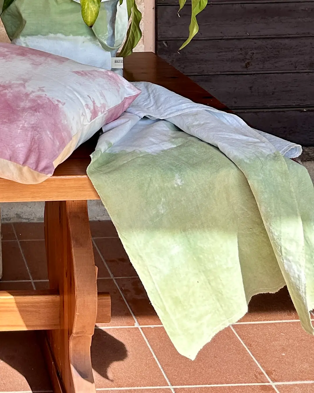 runner-58x36-variante-verde-grigio-linea-amaranta-materia-prima-crea