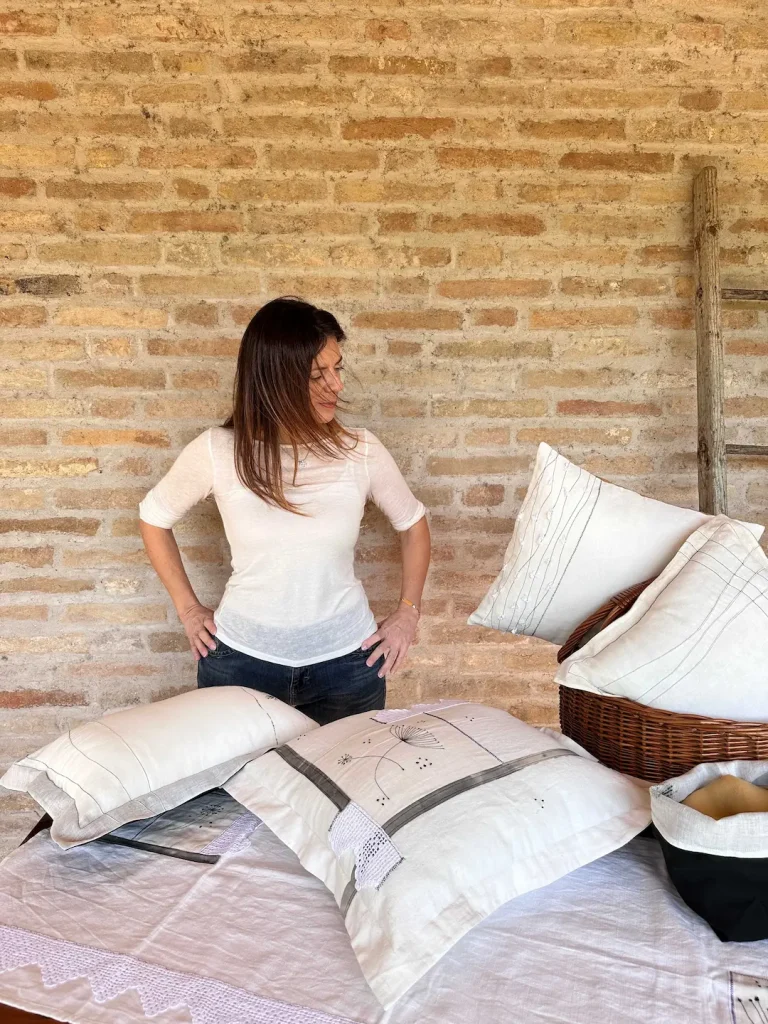 complementi-di-arredo-panno-marchigiano-antico-riuso-sostenibile-Materiaprima-crea
